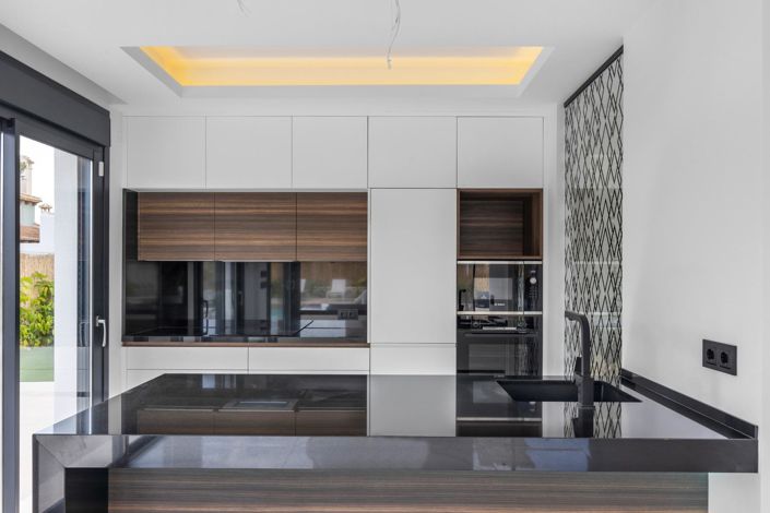 Image No.43-3 Bed Villa for sale