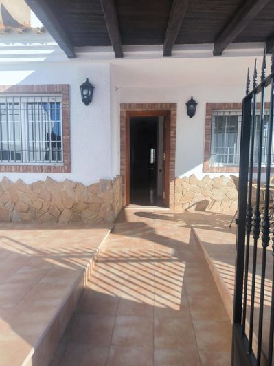 Image No.3-4 Bed Townhouse for sale