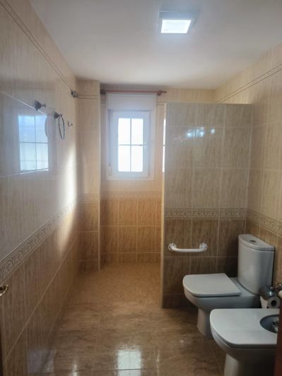 Image No.39-4 Bed Townhouse for sale