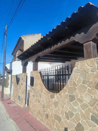 Image No.4-4 Bed Townhouse for sale