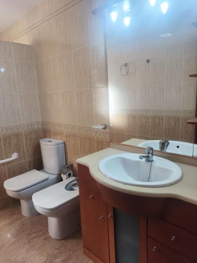 Image No.41-4 Bed Townhouse for sale