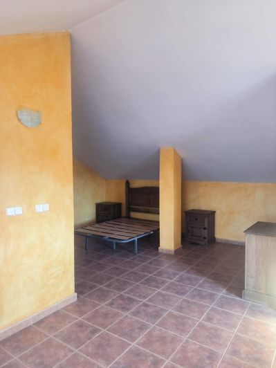 Image No.42-4 Bed Townhouse for sale