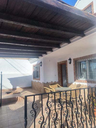 Image No.9-4 Bed Townhouse for sale