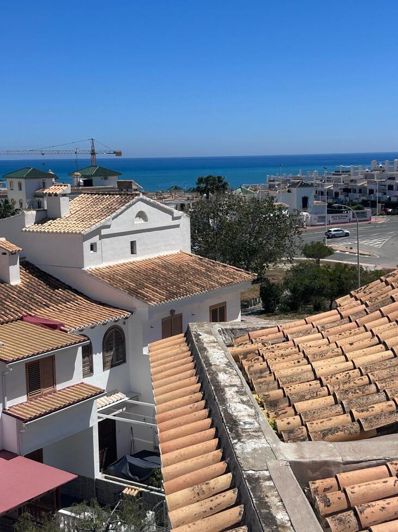 Image No.20-3 Bed House for sale