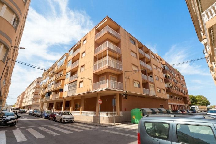 Image No.2-Propriété de 3 chambres à vendre à Torrevieja