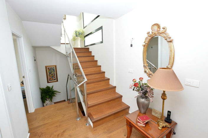 Image No.20-3 Bed House for sale