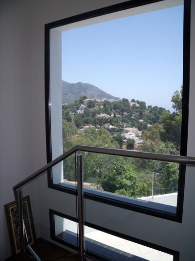 Image No.25-3 Bed House for sale