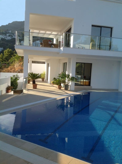 Image No.31-3 Bed House for sale