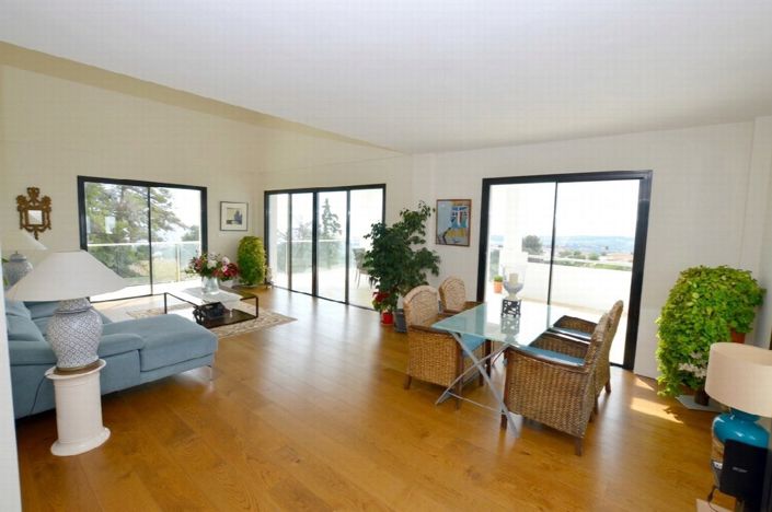 Image No.4-Villa de 3 chambres à vendre à Mijas