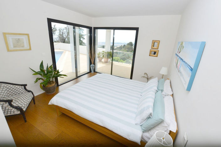 Image No.6-3 Bed House for sale