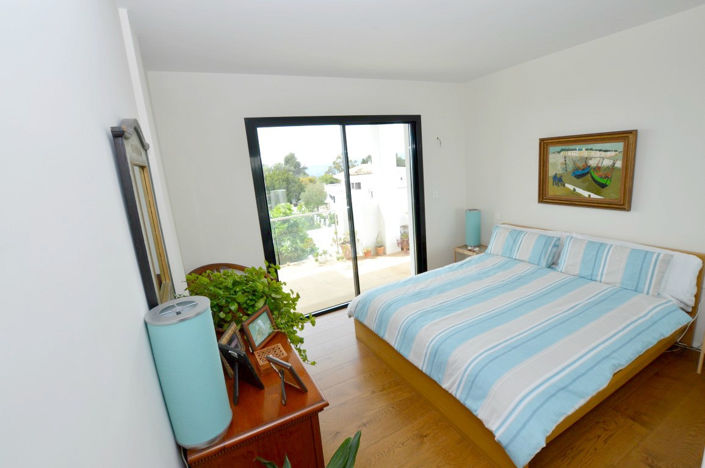 Image No.9-3 Bed House for sale