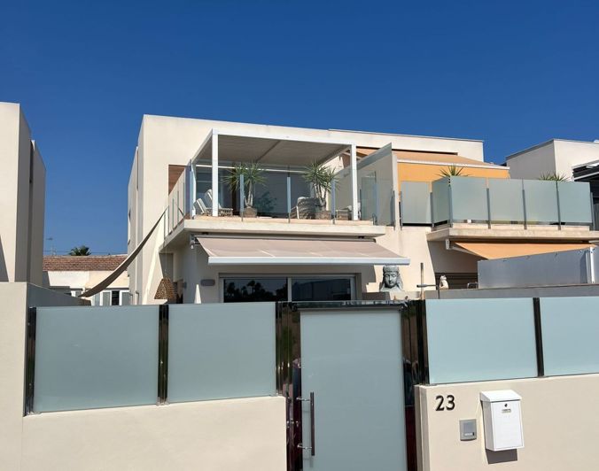 Image No.17-3 Bed Villa for sale