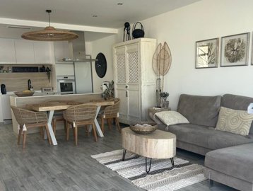 o1jmqh6bp2b11093pj5u07a3b25