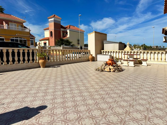 Image No.2-Maison de ville de 2 chambres à vendre à Orihuela Costa