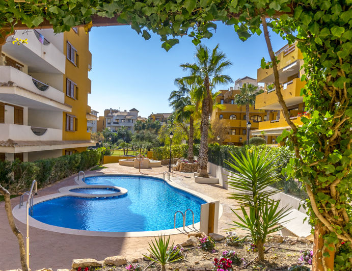 Image No.31-2 Bed House for sale