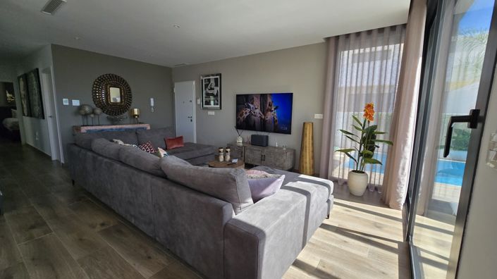 Image No.3-3 Bed Villa for sale
