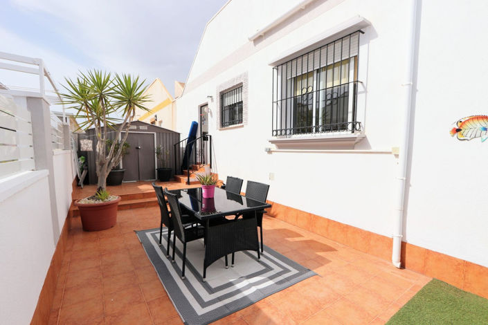 Image No.19-2 Bed House for sale