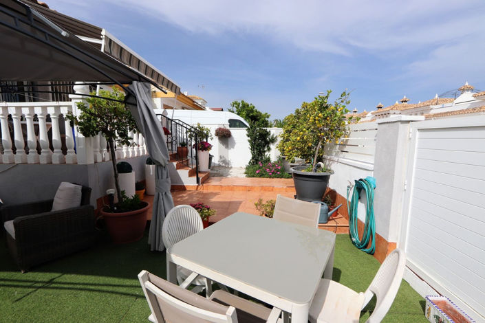 Image No.22-2 Bed House for sale