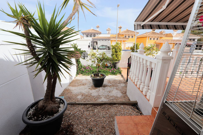 Image No.24-2 Bed House for sale