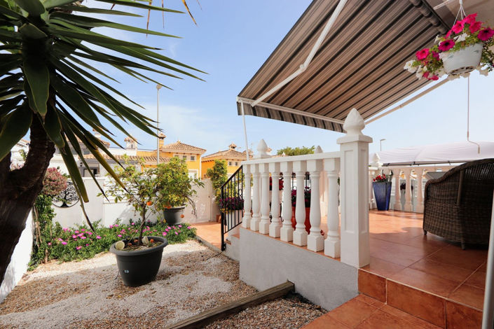 Image No.25-2 Bed House for sale