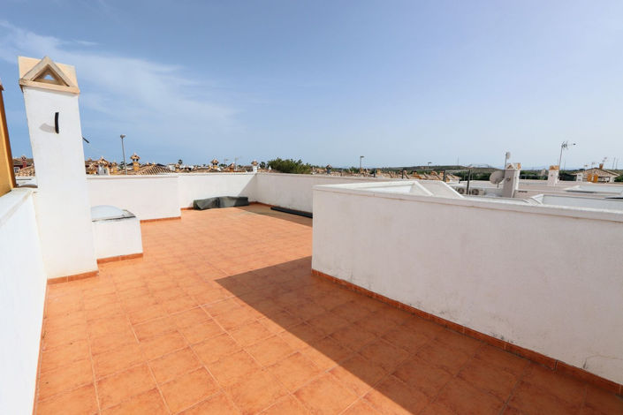 Image No.30-2 Bed House for sale