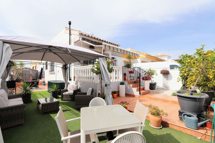 Image No.32-2 Bed House for sale