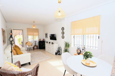 8-e64a9055bba3e77ac8aca3b893cdf826