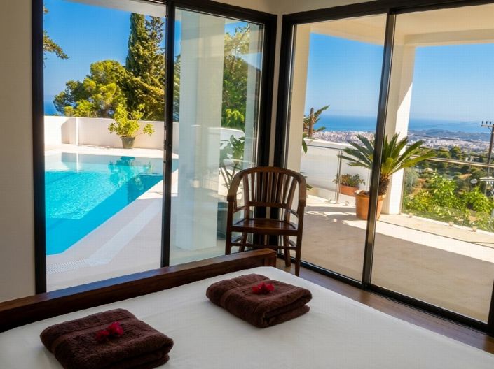 Image No.10-3 Bed Villa for sale