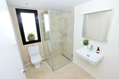 12-53013098fcab6c38b1379cd33298e050