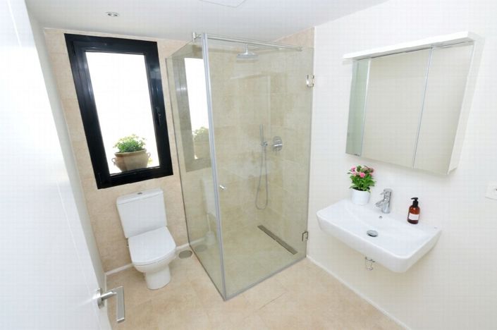 Image No.12-3 Bed Villa for sale