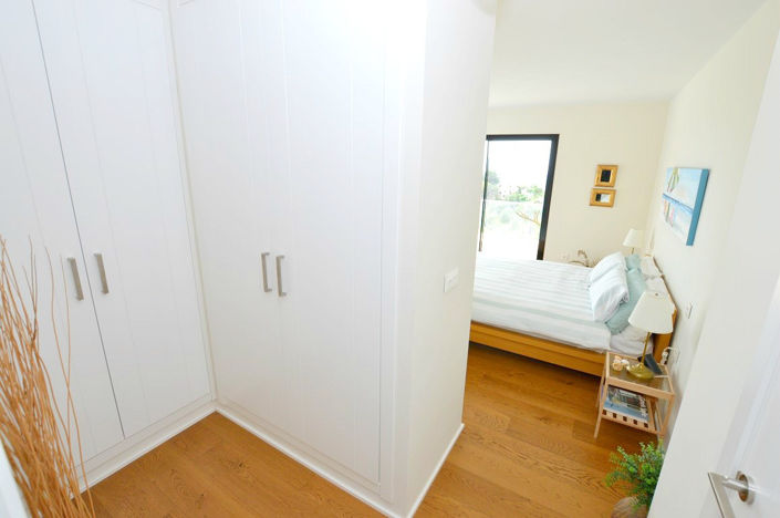 Image No.13-3 Bed House for sale