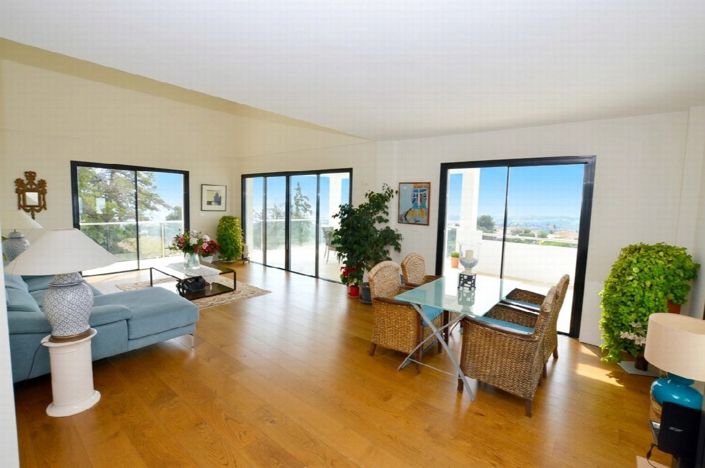 Image No.36-3 Bed Villa for sale