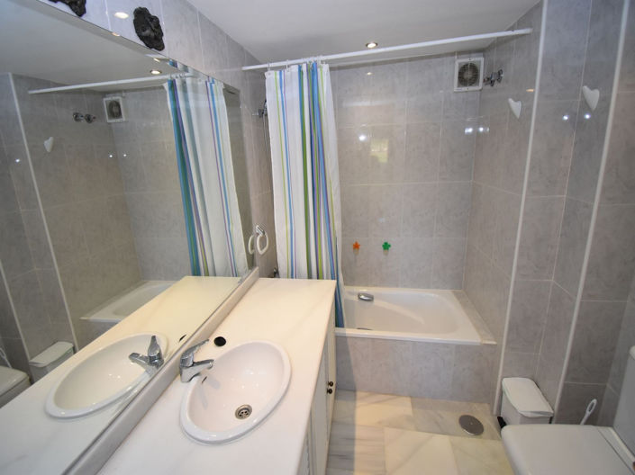 Image No.7-2 Bed Apartment for sale