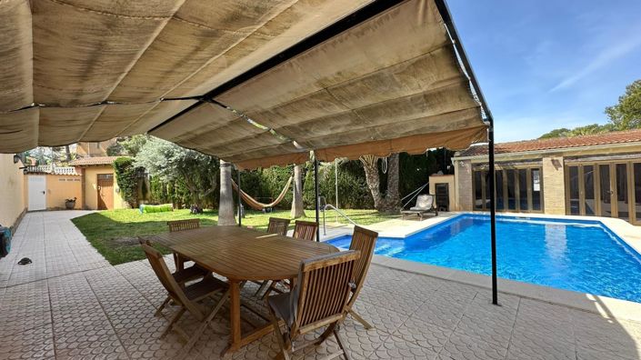 Image No.19-4 Bed Villa for sale