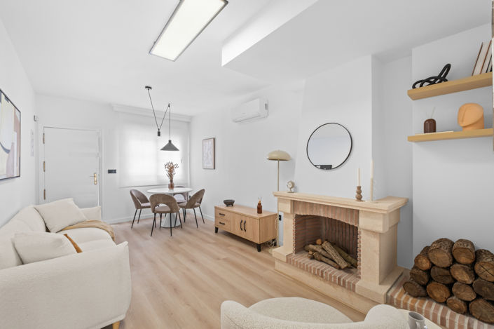 Image No.5-3 Bed Townhouse for sale