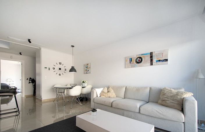 Image No.3-3 Bed Townhouse for sale