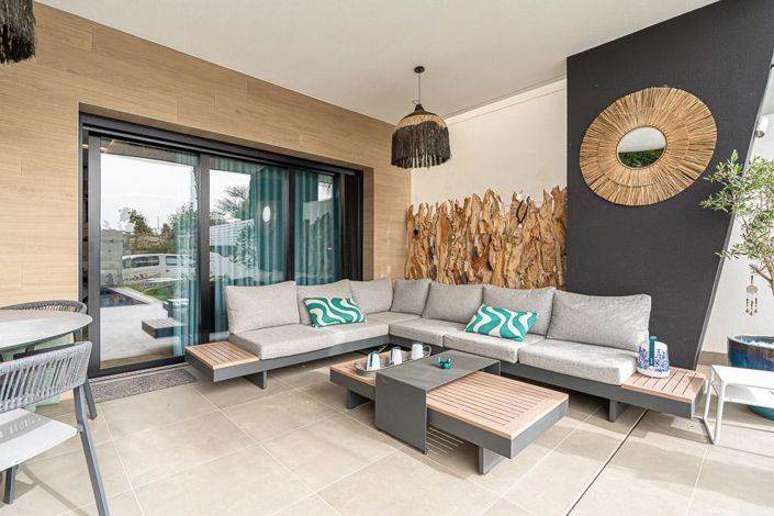 Image No.2-3 Bed Villa for sale