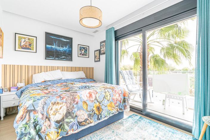 Image No.8-3 Bed Villa for sale