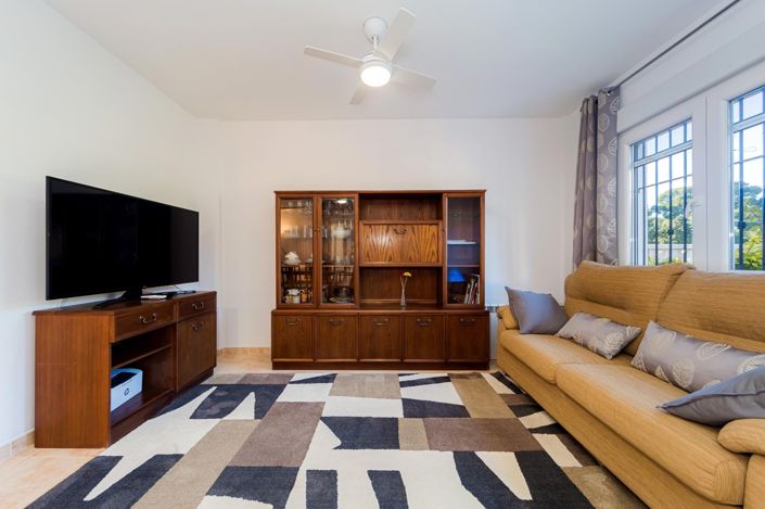 Image No.11-4 Bed House for sale
