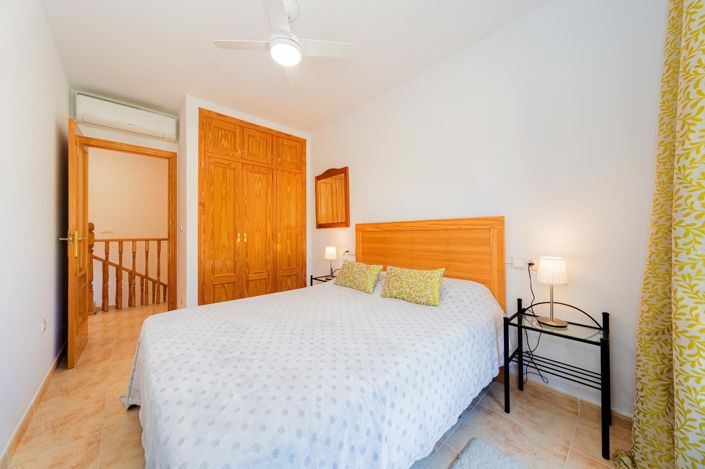 Image No.17-4 Bed House for sale