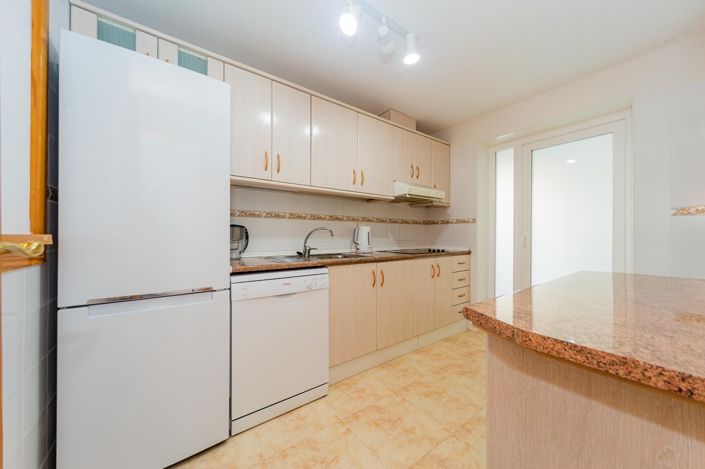 Image No.18-4 Bed Duplex for sale