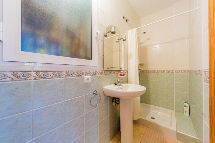 Image No.20-4 Bed Duplex for sale