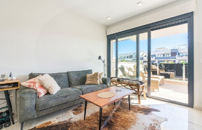 Image No.4-2 Bed Property for sale