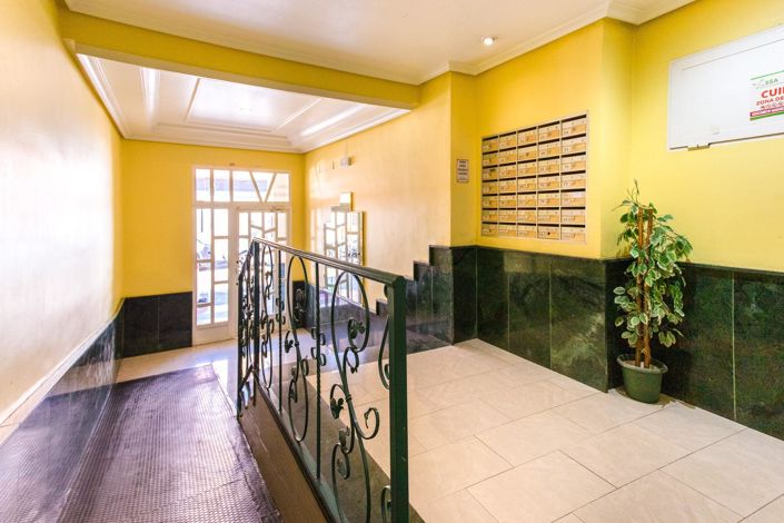 Image No.20-2 Bed Apartment for sale