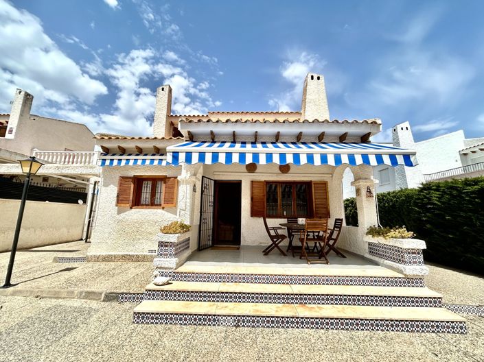 Image No.2-3 Bed Villa for sale