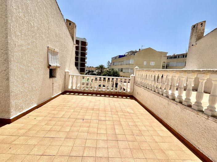 Image No.33-3 Bed Villa for sale