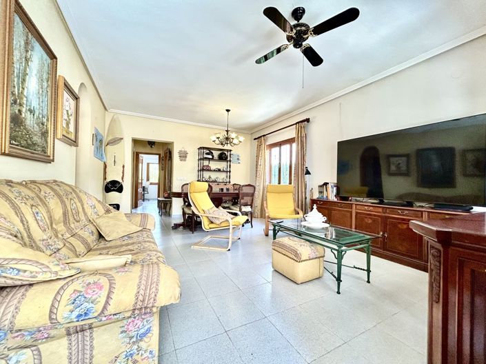 Image No.7-3 Bed Villa for sale