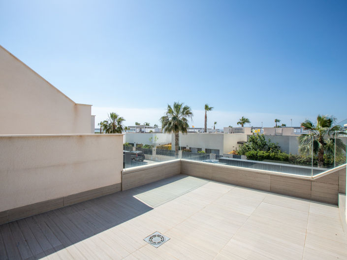 Image No.7-3 Bed Villa for sale