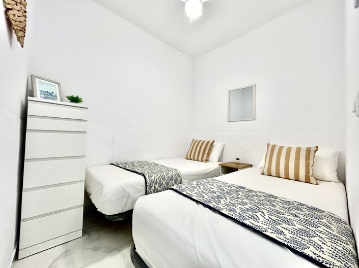 Image No.12-2 Bed Apartment for sale