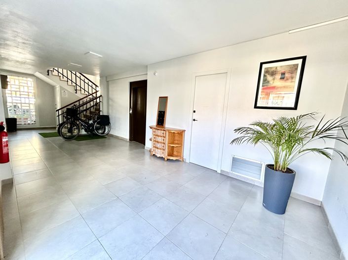 Image No.29-2 Bed Apartment for sale